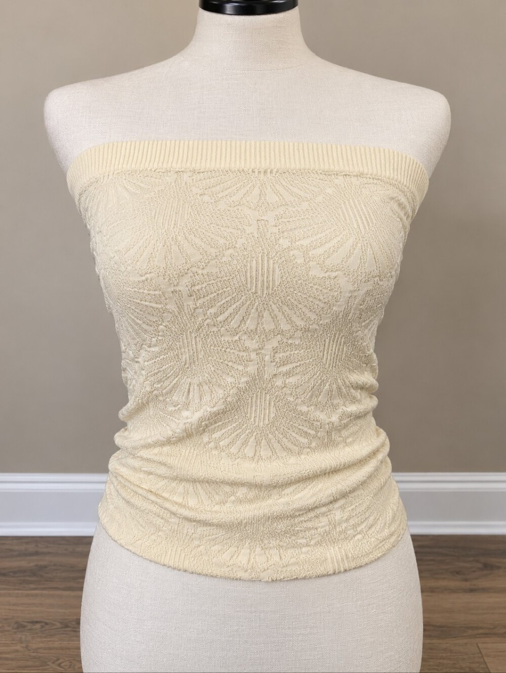 Strapless Cream Textured Tube Top